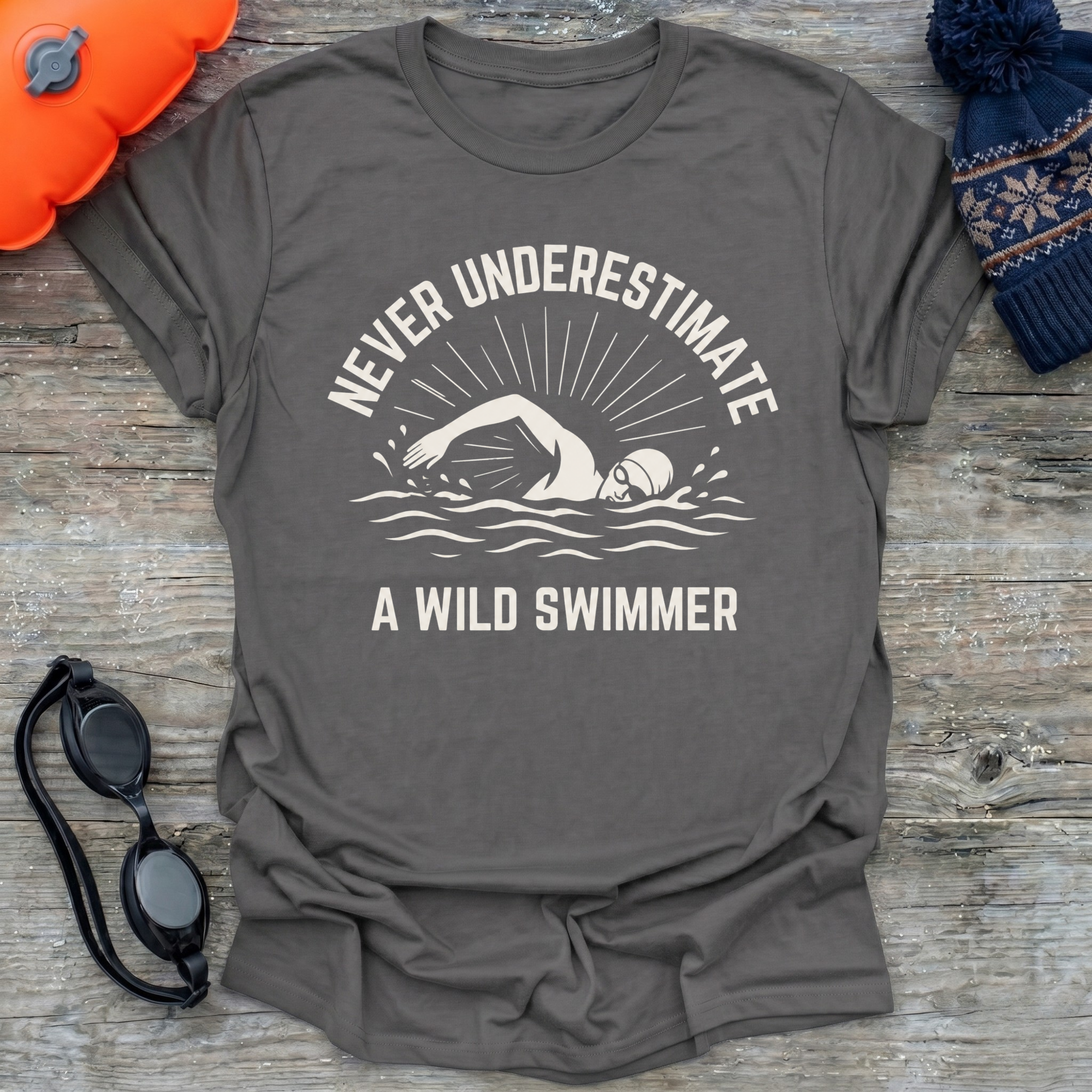 Never Underestimate (m) T-Shirt